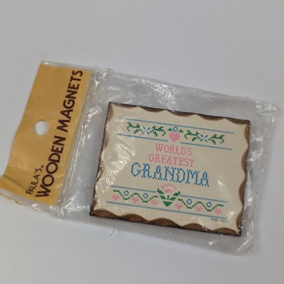 Vintage Paula's Wooden Magnet "World's Greatest Grandma" NIP - Picture 1 of 4